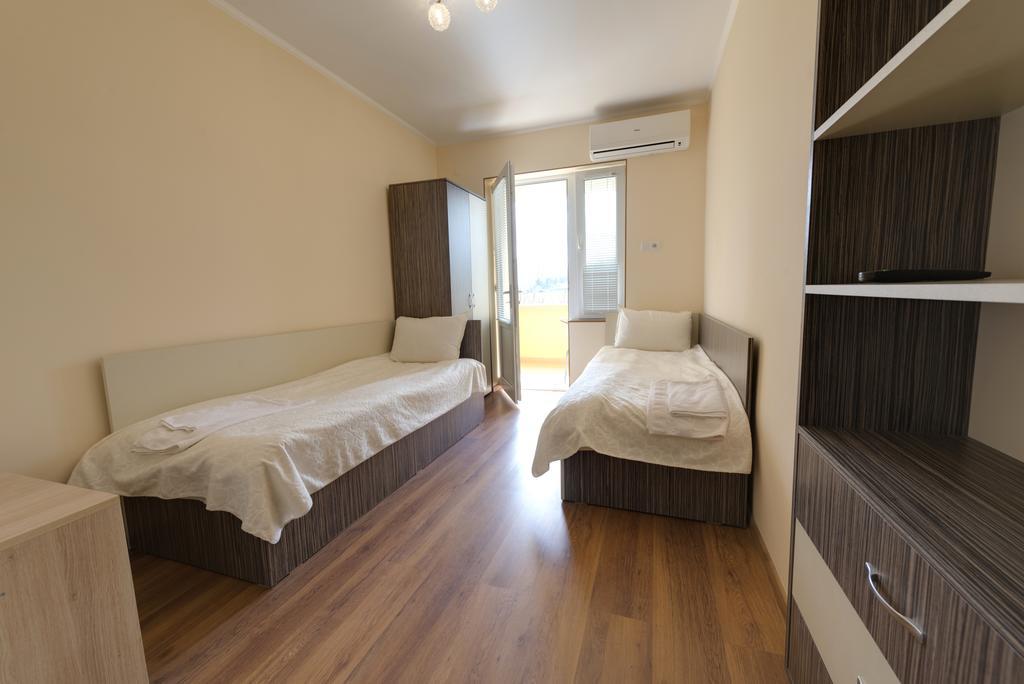 Marinovata Kashta Guest House Veliki Preslav Exterior photo